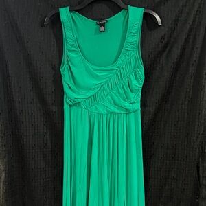 New Directions Vibrant Green Maxi Dress